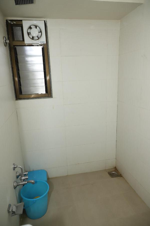Hotel Dolphin Residency Patan  Экстерьер фото